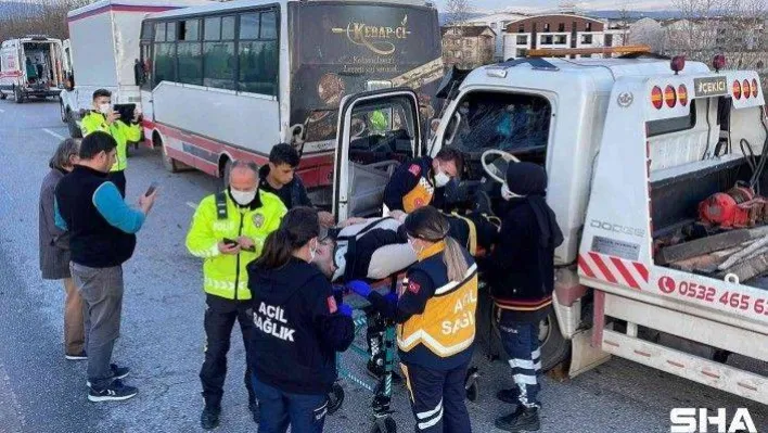 4 araç zincirleme kazaya karıştı: 1 yaralı