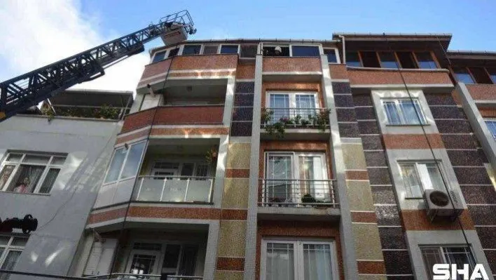 Biga'da bir apartmanın teras katında yangın çıktı