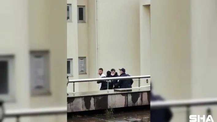 Cezaevine götürüldüğü esnada adliyeden kaçmaya çalıştı