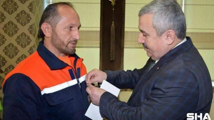 Çöpte bulduğu 20 bin TL'yi sahibine teslim eden işçi ölü bulundu