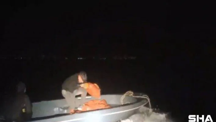 Denizin ortasında polis ile avcıların kovalamacası böyle kaydedildi