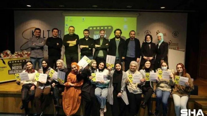 Esenler Medya Akademisi final yaptı, genç iletişimciler mezun oldu