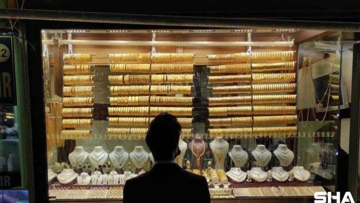 Gram altın 1000 lirayı geçti, yarım gramda talep artışı