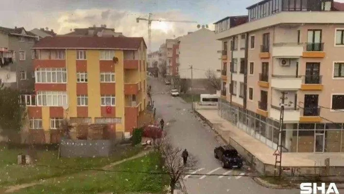 İstanbul Anadolu Yakasında kar yağışı etkili oldu