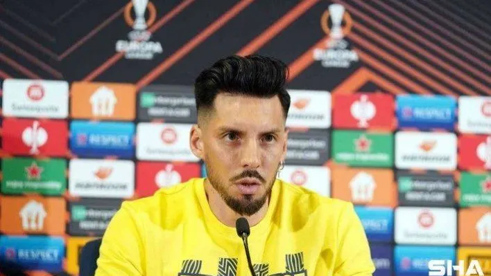 Jose Sosa: &quotBu turnuvaya saygı duyduğumuzu gösteren bir performans sergilemek istiyoruz&quot