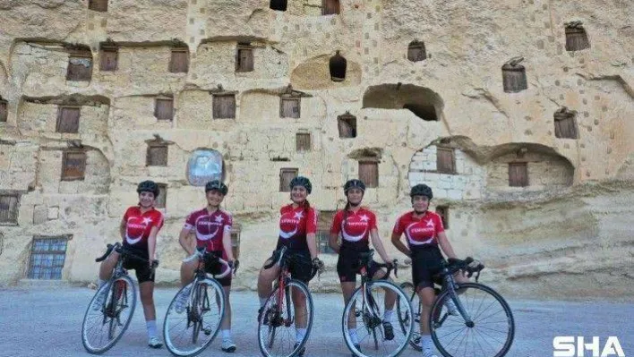 Karaman'ın kadın bisiklet sporcuları 2021 yılına damga vurdu