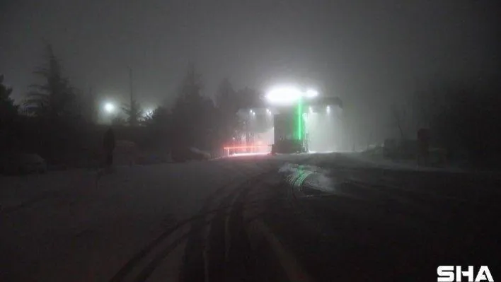 Kırklareli'nin yüksek kesimlerinde kar yağışı ve sis etkili oldu