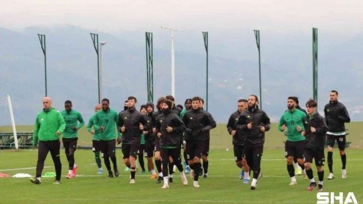 Kocaelispor ilk yarının son maçı için Adana'da