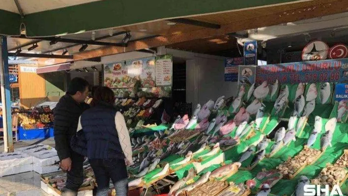 Lodos tezgahları da vurdu, en ucuz balık istavrit oldu