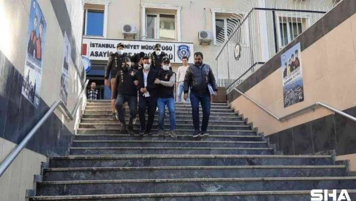 Öldürdüğü kişinin cesedini ön koltukta Yalova'ya kadar götürdü