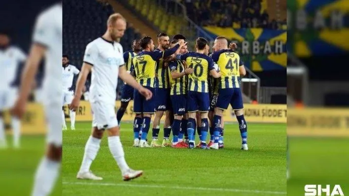 Spor Toto Süper Lig: Fenerbahçe: 1 - Yeni Malatyaspor: 0 (Maç devam ediyor)