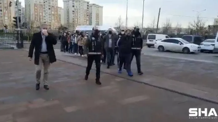 Silah kaçakçılarına dev operasyon: 10 kişiden 6'sı tutuklandı