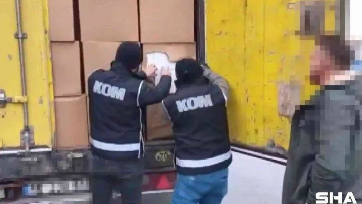 TEM'de durdurulan tırda 14 milyon 300 bin kaçak makaron ele geçirildi