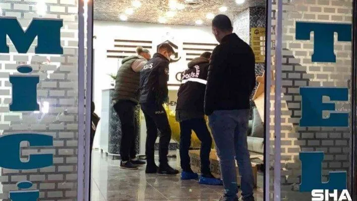 Yabancı uyruklu kadın, otel odasında kanlar içinde ölü bulundu