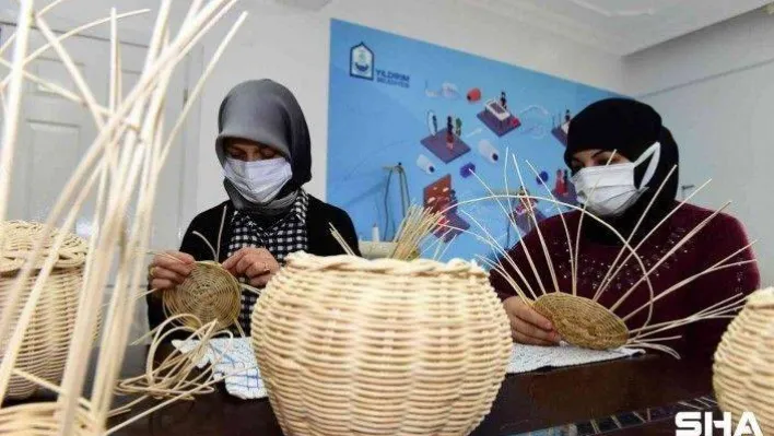 Yıldırımlı kadınlar hem öğreniyor, hem üretiyor