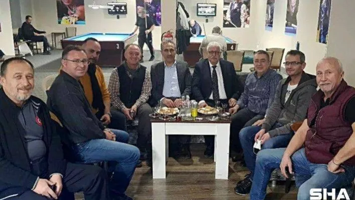 Balıkesir'deki bilardo şampiyonasında Yılmaz Özcan il birincisi oldu