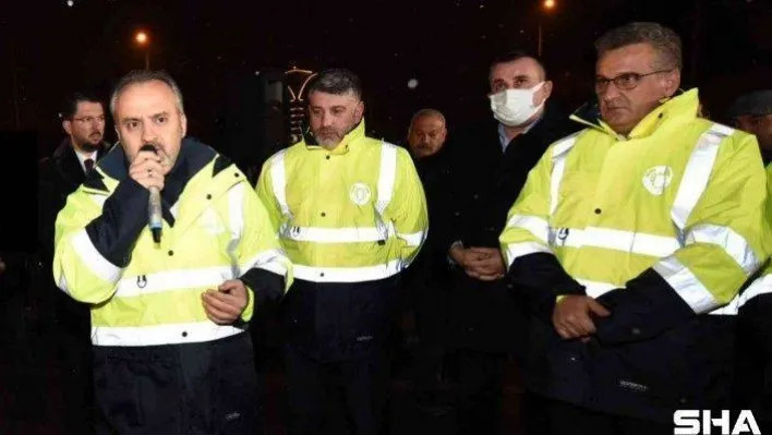 Başkan Aktaş'tan ulaştıran ekibe şantiyede moral ziyareti