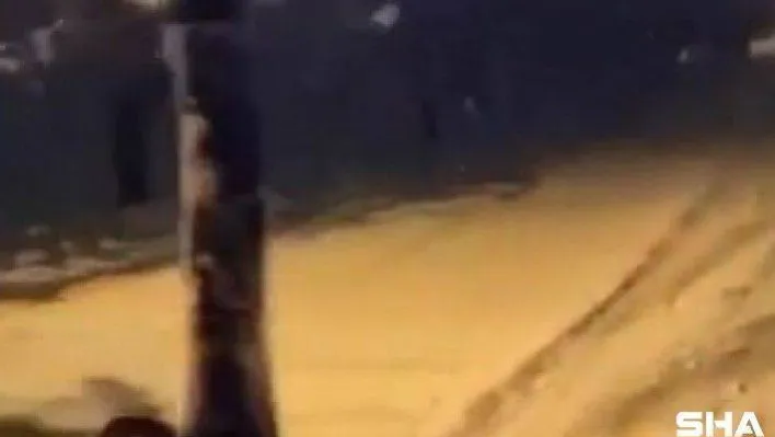 Bursa'da kar kimine eğlence, kimine çile olurken, gençler karın tadını doyasıya çıkardı