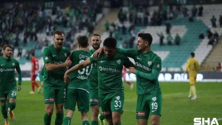 Bursaspor 6 maçlık seriyi bozmak istiyor