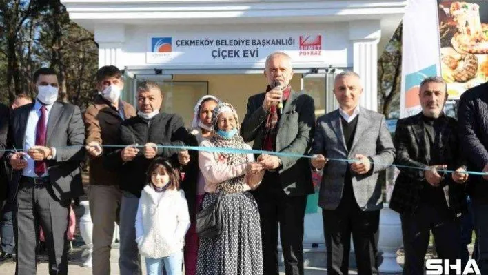 Çekmeköy'de Romanlar, Çiçek Evleri'ne kavuşmanın mutluluğunu göbek atarak yaşadılar