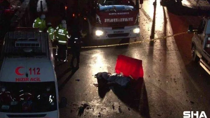 D-100'de çekici bekleyen sürücüye otomobil çarptı, sürücü hayatını kaybetti