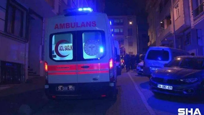 Esenyurt'ta devrilen elektrikli soba evi yaktı, 4 kişi dumandan etkilendi