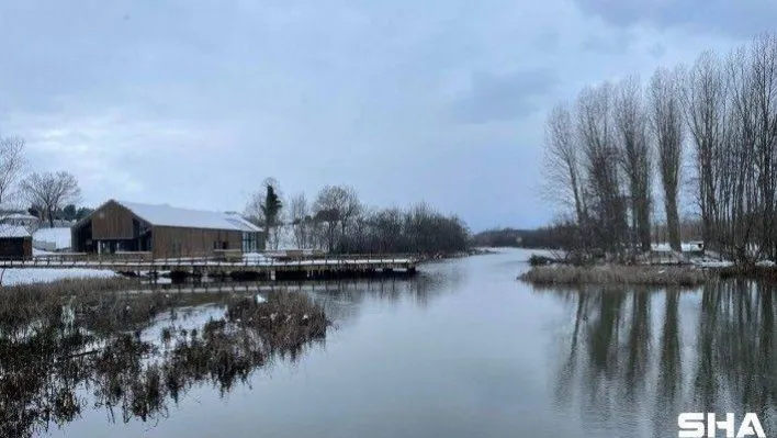 Eşine nadir rastlanan doğa harikası kış güzelliğiyle kendine hayran bırakıyor