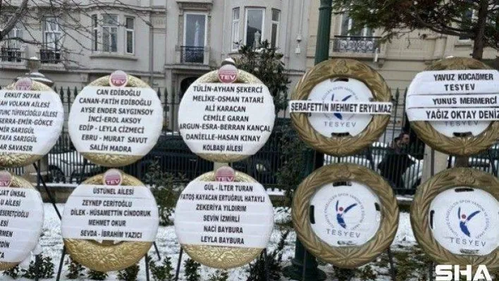 Galatasaray'ın eski başkanı Selahattin Beyazıt son yolculuğuna uğurlandı