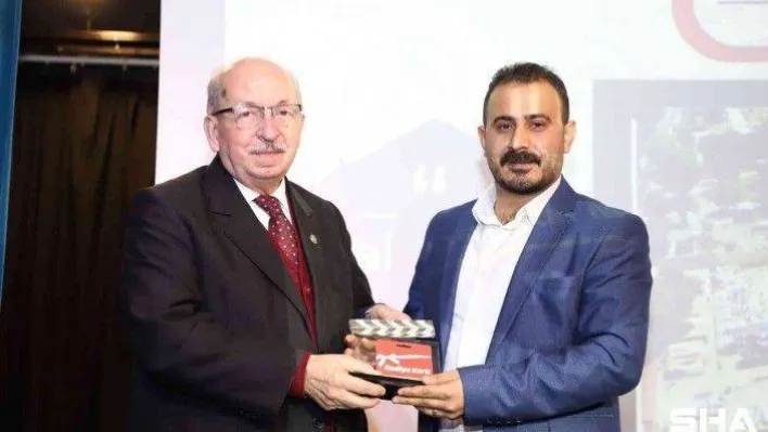 İHA ödüle doymuyor, müsilaj fotoğrafı birincilik getirdi