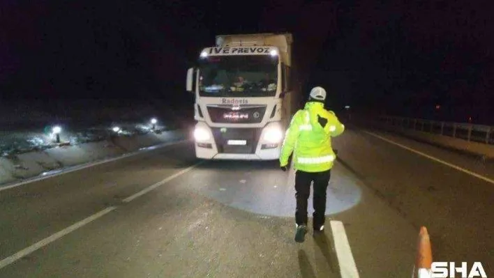 İstanbul sınırına yığılmalara karşı sürücüler Malkara'da çevriliyor