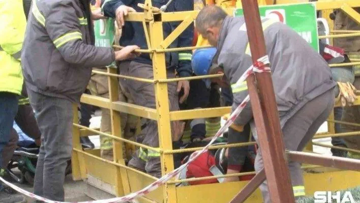 Kadıköy'de 25 metreden metro inşaatına düşen işçi ağır yaralandı