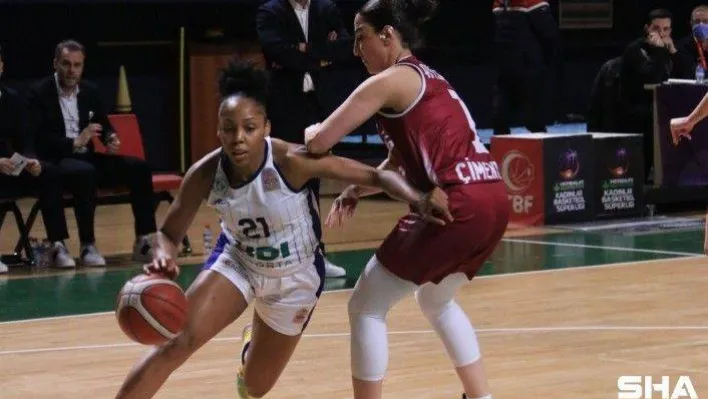 KBSL: İzmit Belediyespor: 90 - Elazığ İl Özel İdare: 74