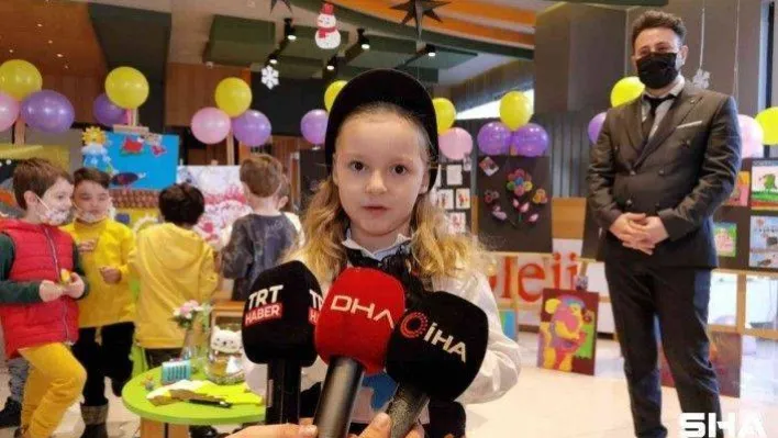 Minik ressam, sergisinin gelirleriyle sokak hayvanlarına mama alacak