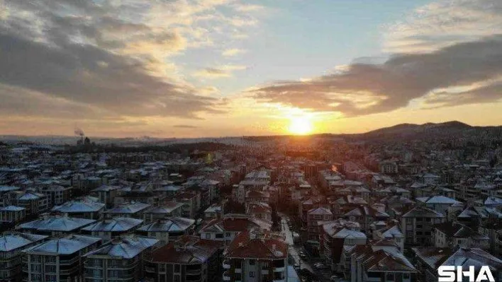 (Özel) Balıkesir'de sabah kar yağdı akşam güneş açtı