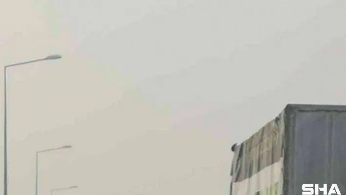 Patlak lâstikle kilometrelerce seyretti, o ânlar kameraya yansıdı