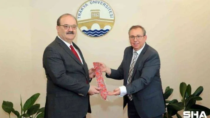 Rektör Tabakoğlu: &quotTürkiye'de en çok Balkanlı öğrenciye sahip eğitim kurumuyuz&quot