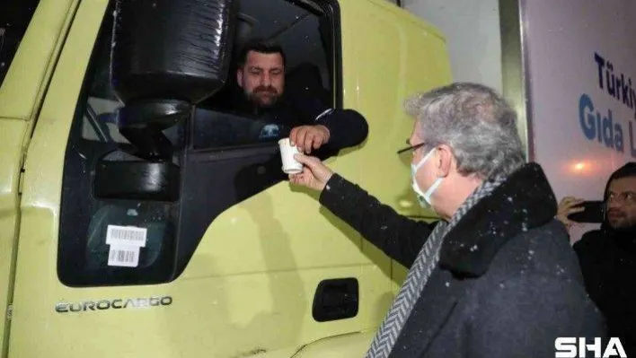 Sakarya'dan soğuk havada iç ısıtan görüntüler