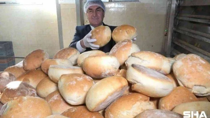 Somuncu Baba'nın 630 yıllık geleneğini yaşatıyorlar...Kapı kapı ücretsiz dağıtıyorlar