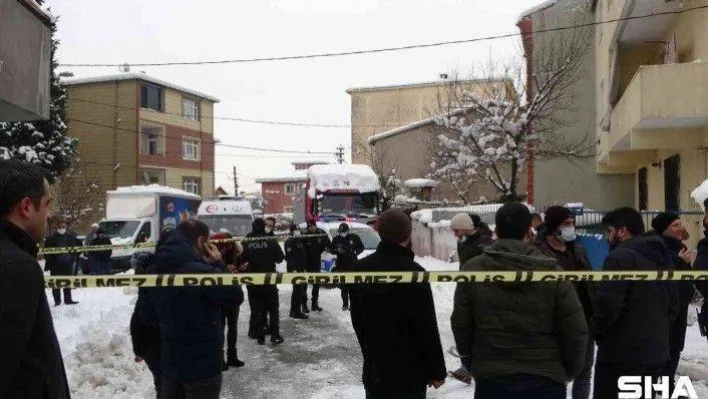 Sultanbeyli'de şizofren şahıs annesini bıçakla öldürdü