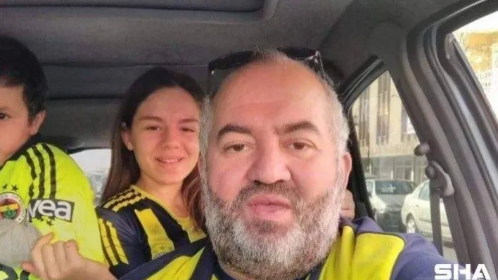 Trafik kazasında ölen anne, baba ve iki çocuğu, Maltepe'de son yolculuklarına uğurlandı