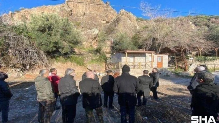 Turizm bölgesi Assos'da kaya ıslah çalışmaları sürüyor