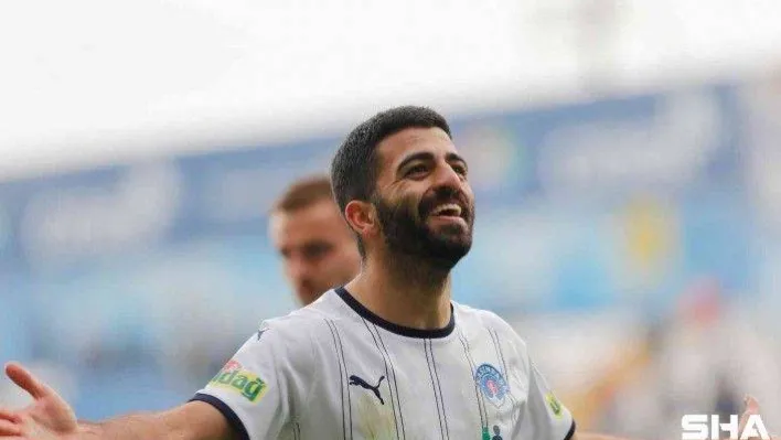 Umut Bozok seriye bağladı