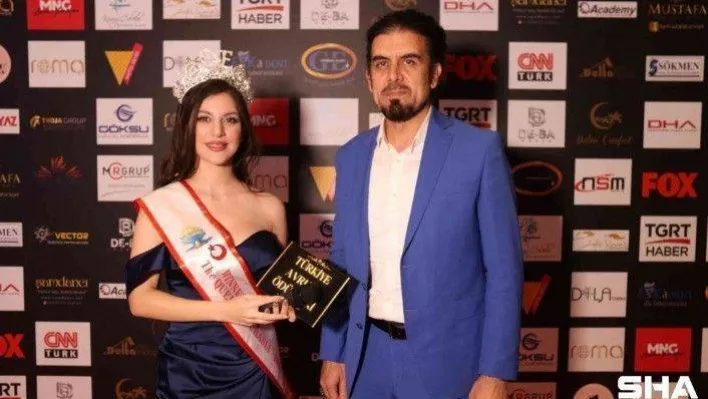 Ünlü iş adamı ve İnstagram fenomenine başarı ödülü