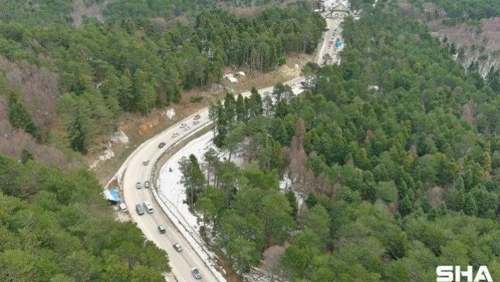 Yeni yılın ilk günü Uludağ doldu taştı