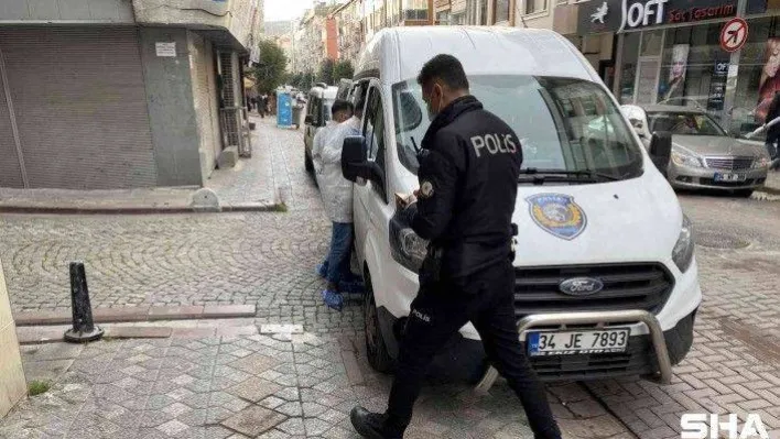 Zeytinburnu'da iş yerinde çıkan yangında 1 kişi hayatını kaybetti