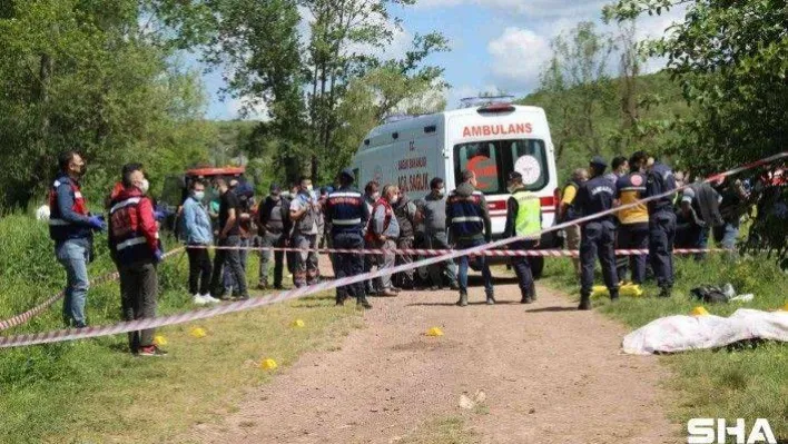 Annesi ve babası öldürülen genç kız: &quotSanık bana sözlü tacizde bulunmuştu&quot