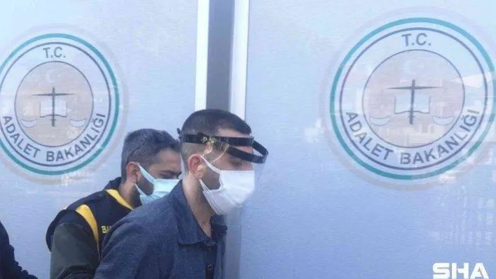 Babasının evine sığınan genç kadını sevgililer günü bahanesiyle kandırmış