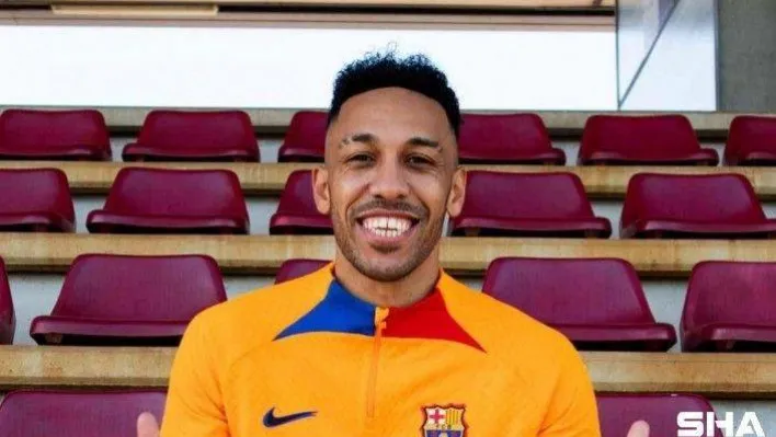 Barcelona, Aubameyang'ı kadrosuna kattı