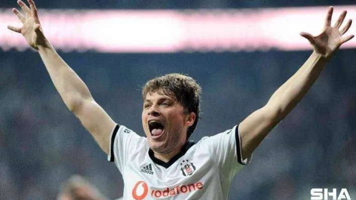Beşiktaş'ın kadro dışı isimlerinin maliyeti, Süper Lig'deki 15 takımdan değerli!