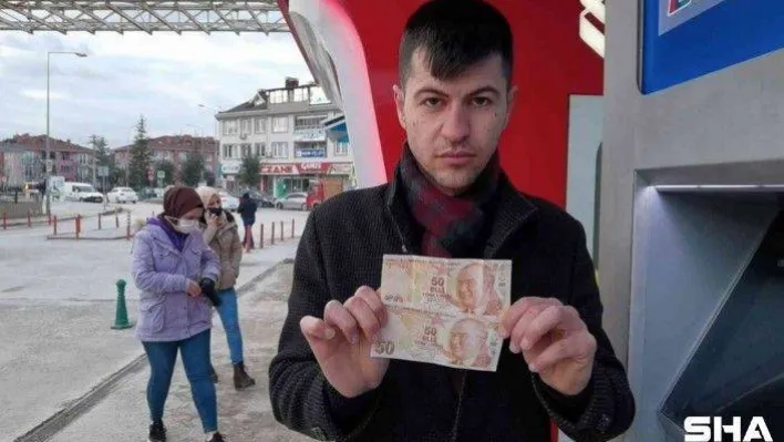 Bursalı sağlıkçı ATM'den çekti, bin katına satıyor